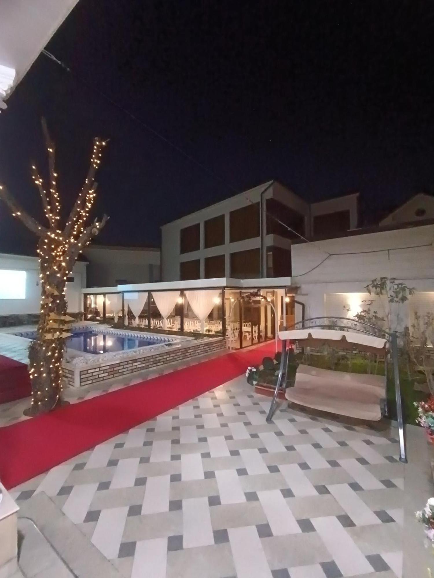 Grand Karavan Hotel Tasjkent Exteriör bild
